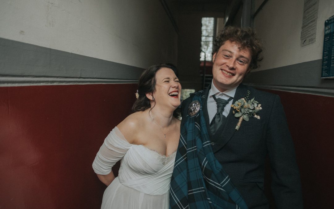 Small Garden Wedding in Glasgow – Roisin & Michael