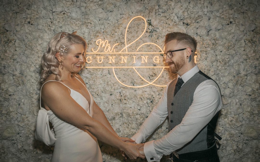 Alternative Wedding House for an Art Lover • Laura & Greig