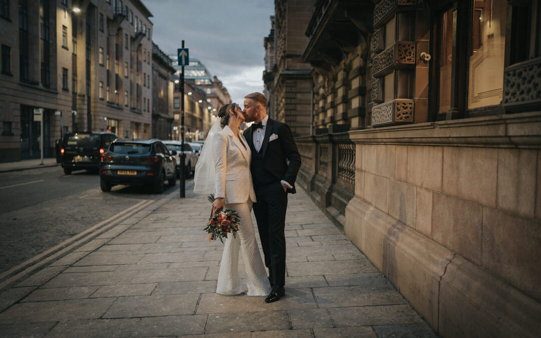 Chic Glasgow City Wedding